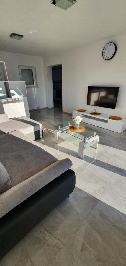 Apartmani Naomi&Leo Senj  Εξωτερικό φωτογραφία