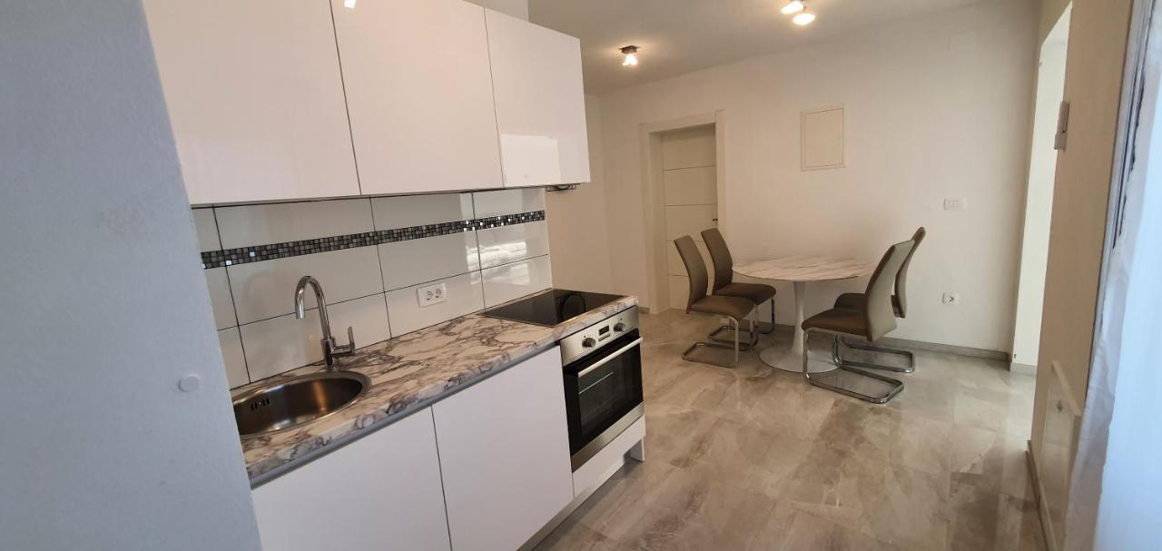 Apartmani Naomi&Leo Senj  Εξωτερικό φωτογραφία