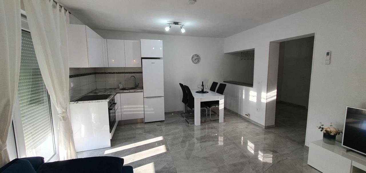 Apartmani Naomi&Leo Senj  Εξωτερικό φωτογραφία
